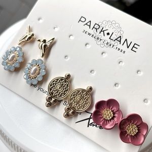 Parklane earrings (4 pair)